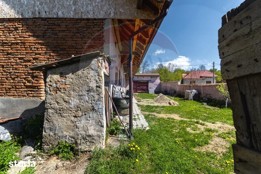 Casă cu 3 camere cu Teren 609 Mp în Părău
