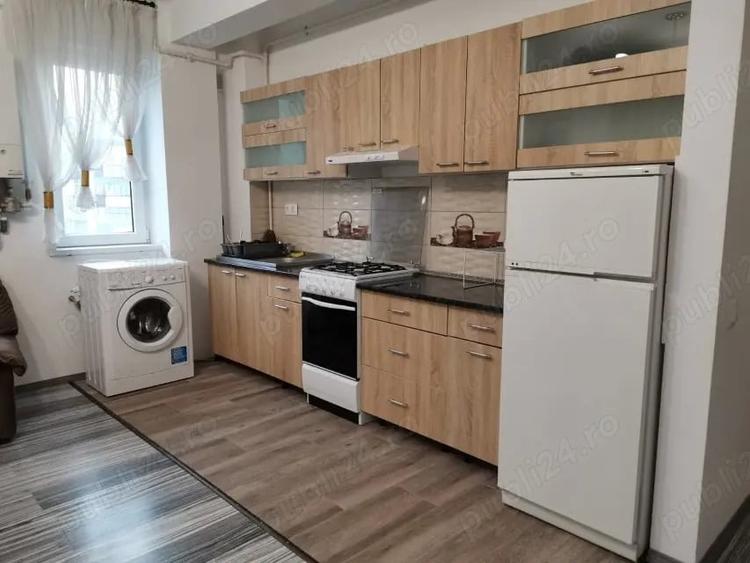 Apartament cu 2 camere semidecomandat în Tudor
