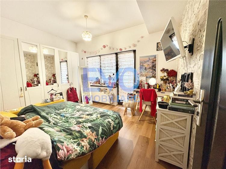 Apartament cu 3 camere decomandat în Valea Lupului