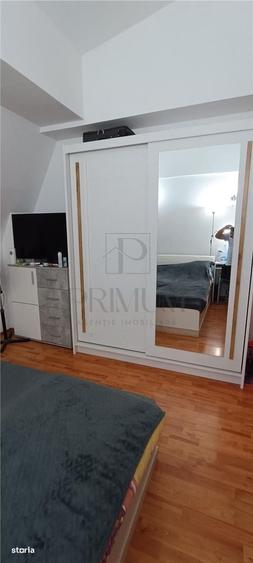Apartament cu 4 camere decomandat în Aradului