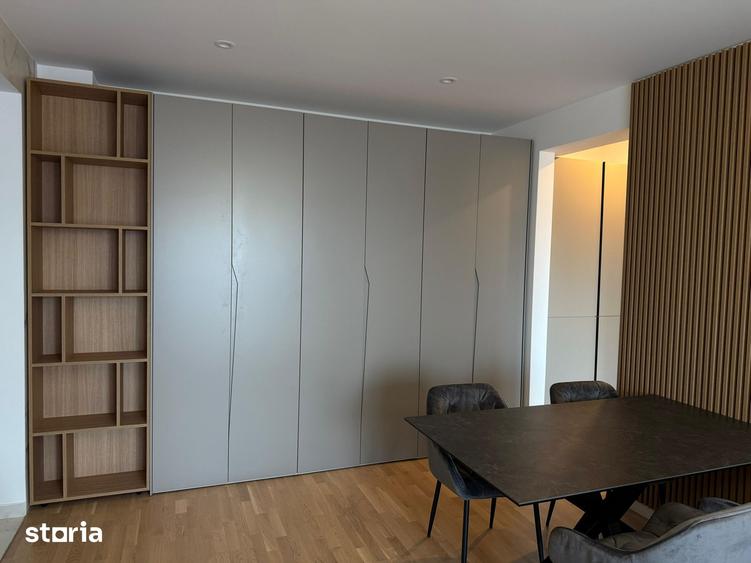 Apartament cu 3 camere decomandat, mobilat în Exterior Vest