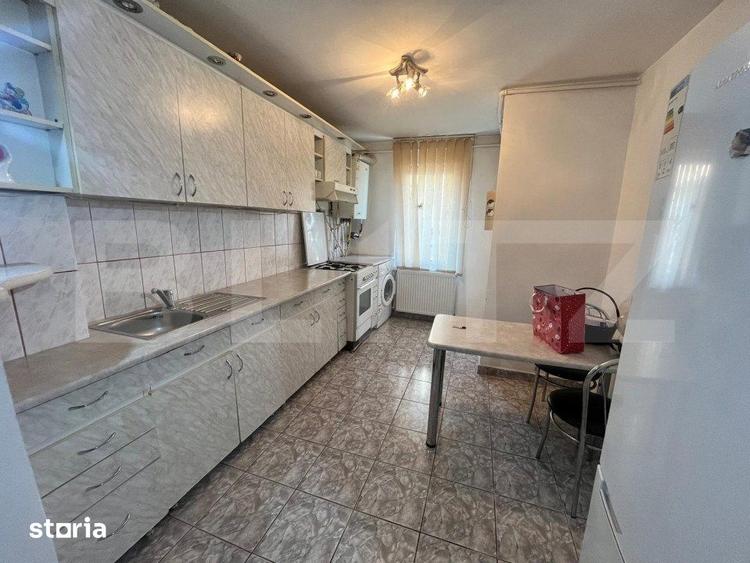 Apartament cu 3 camere în Independenței