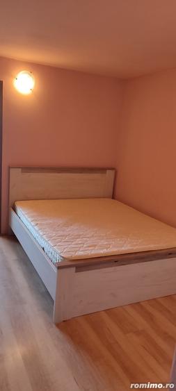 Garsonieră decomandată în Girocului