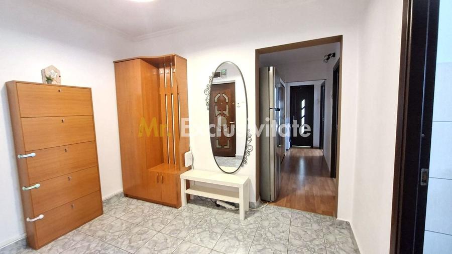 Apartament cu 3 camere decomandat în Nord