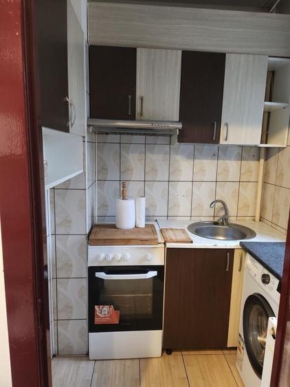 Apartament cu 2 camere decomandat în Titan