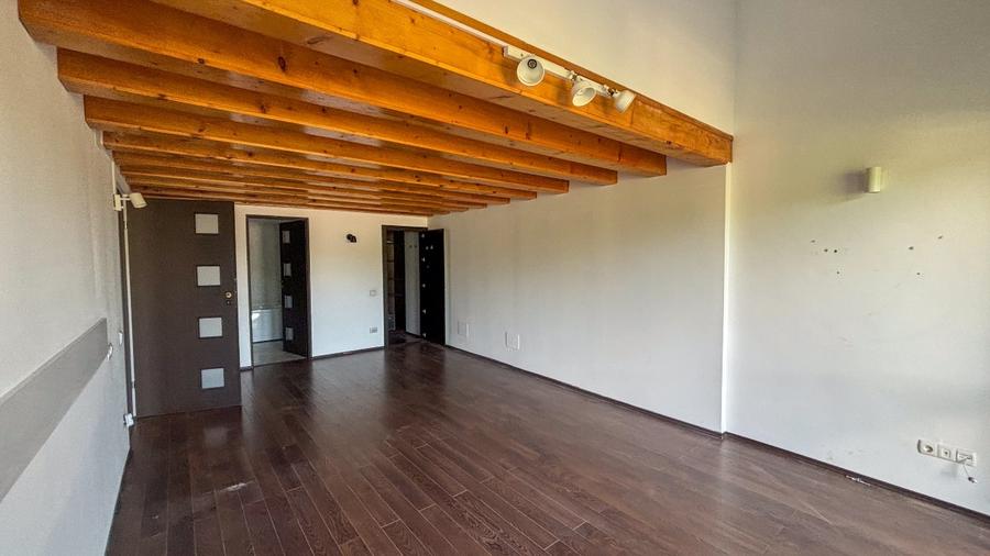 Birou, de 141 mp, în Băneasa