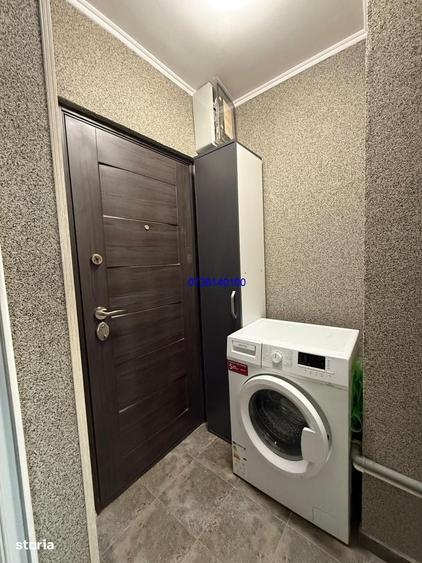 Piata Cet, garsoniera, parter superba cu balcon - 2
