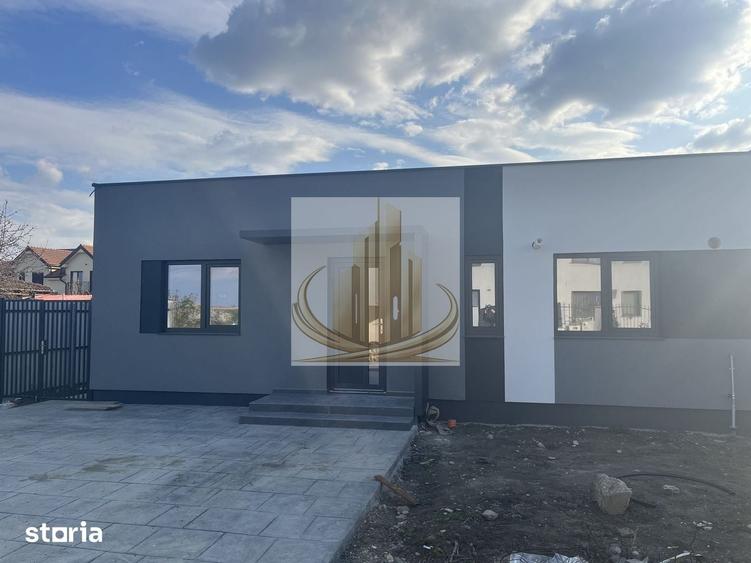 Duplex cu 3 camere cu Canalizare în Dumbrăvița