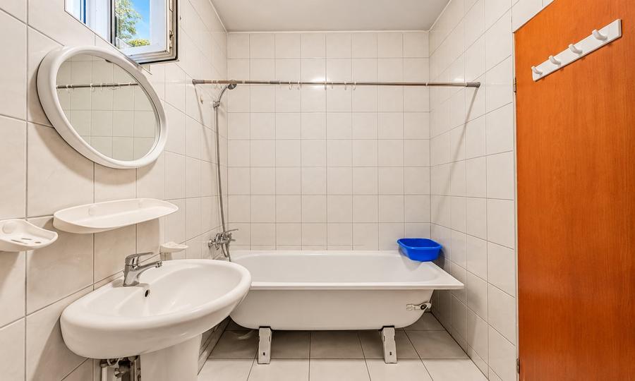 Apartament cu 2 camere, 45 m2 utili, situat la casa cu terasa/Gruia - 9