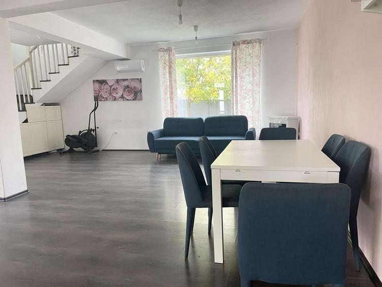 Casă cu 4 camere cu Teren 750 Mp în Central