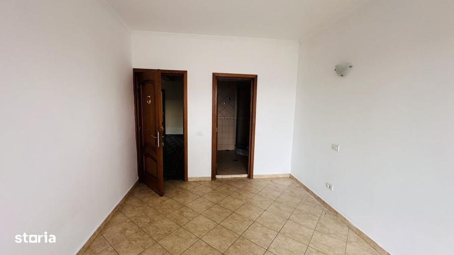 Casă cu 4 camere în Buriaș