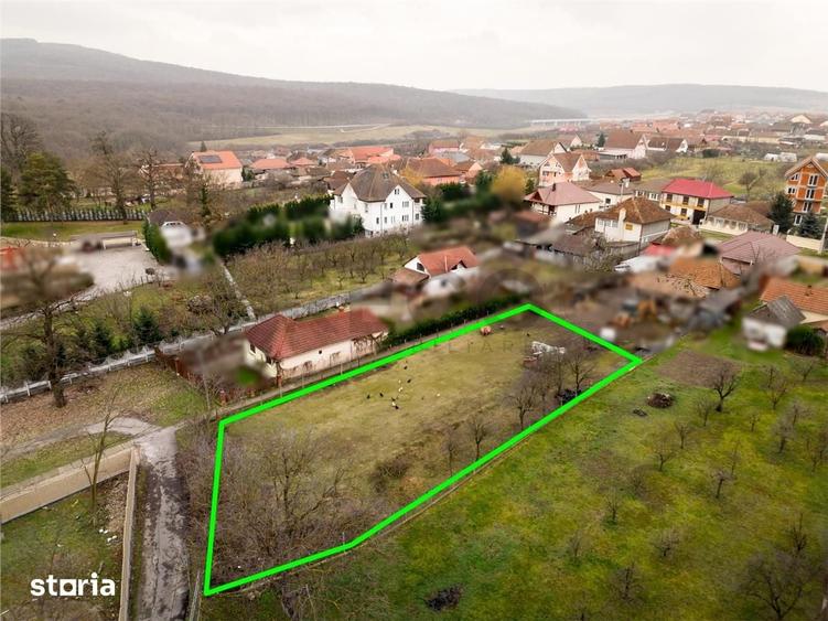 Teren de 809 mp, în Sânmartin
