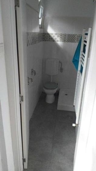 Casă individuală cu 5 camere cu Canalizare în Lacul Morii