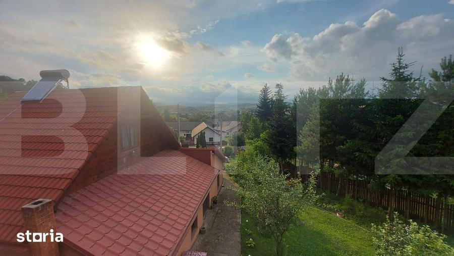 Casă cu 6 camere cu Teren 3000 Mp în Central