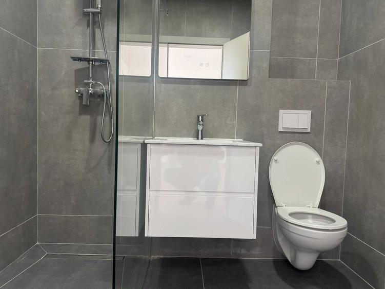 Apartament cu 2 camere decomandat în Ultracentral