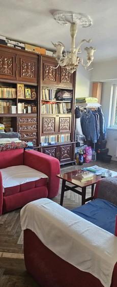 Apartament cu 3 camere decomandat în Casa de Cultură