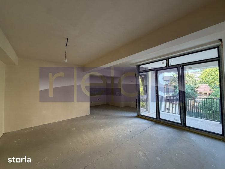 Apartament cu 3 camere în Ștefan cel Mare