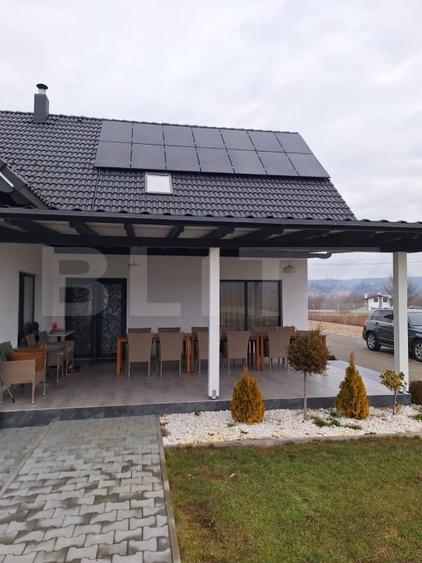 Casă individuală cu 6 camere cu Piscina în Exterior Est