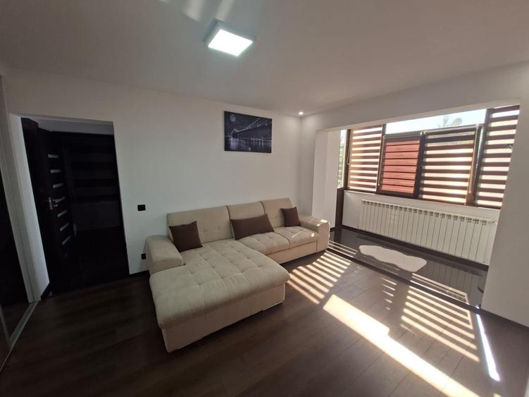 Titlu: Superb! Apartament 2 camere lux, etaj 3/4, 68 mp utili Micro 9, Str. 9 Mai (La 5 min de Centru) - 3