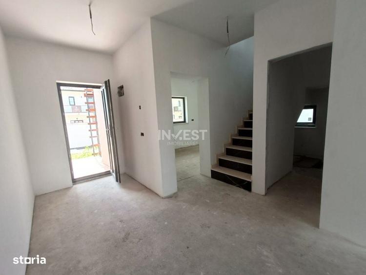 Casă cu 4 camere în Valea Lupului