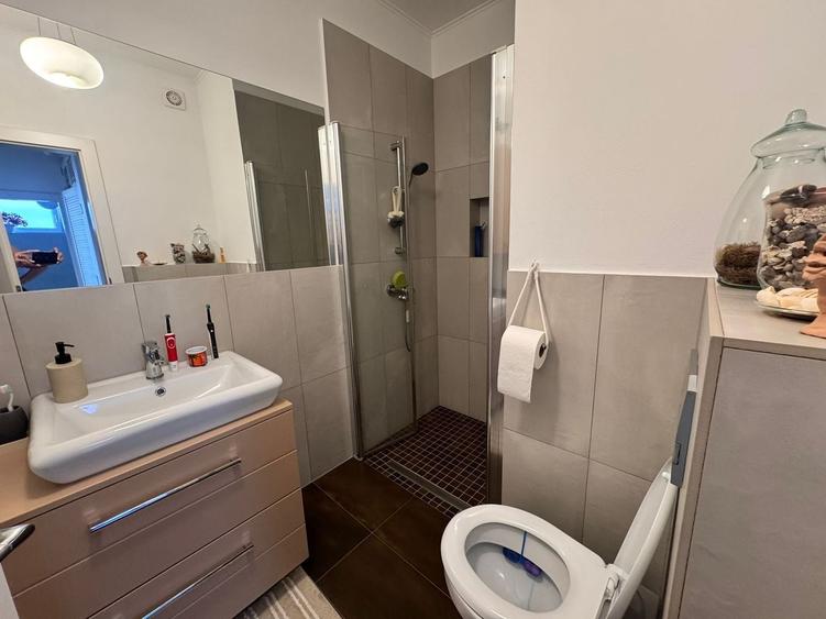Apartament cu 3 camere decomandat, mobilat în Șelimbăr