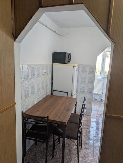 Apartament cu 2 camere decomandat în Traian