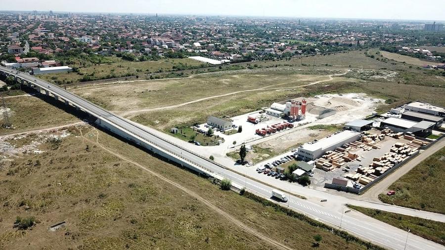 Teren de 9400 mp, în Mehala