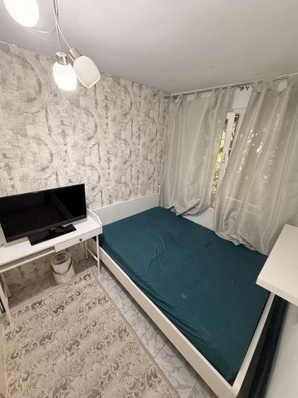 Propietar Apartament 3 Camere , Renovat , Mobilat , Etaj 2 , Ploiesti Vest - Podul Inalt - 4
