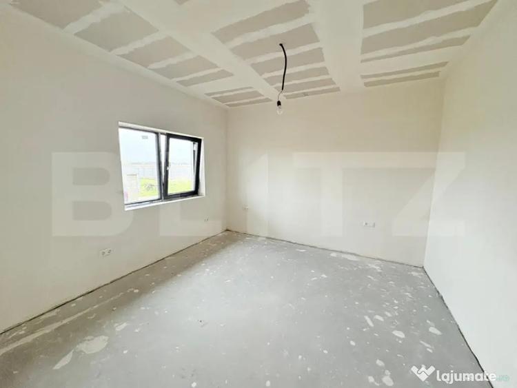 Casă cu 3 camere cu Teren 450 Mp în Lazuri