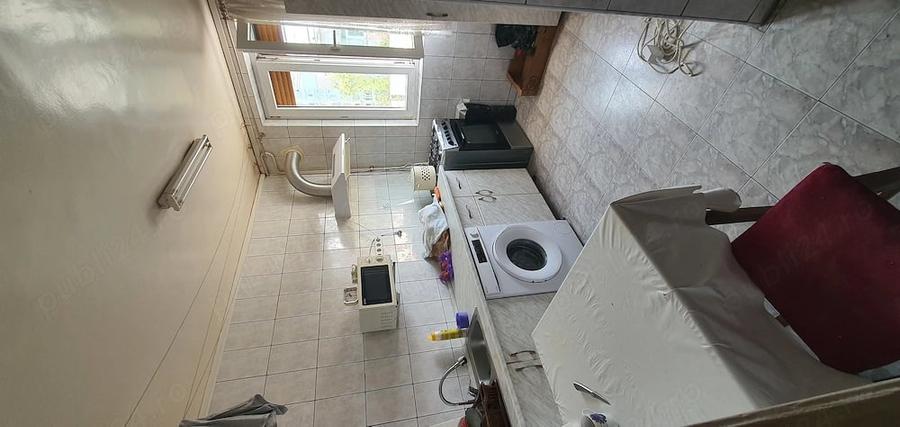 Apartament cu 2 camere decomandat în Drumul Taberei
