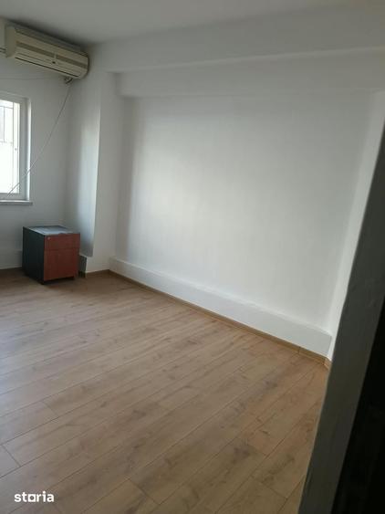 Apartament cu 2 camere în Decebal