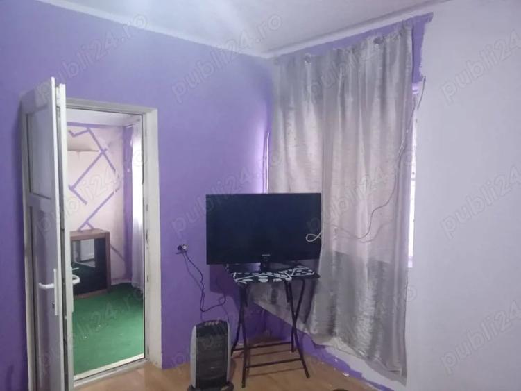 inchiriez camera curte - 3