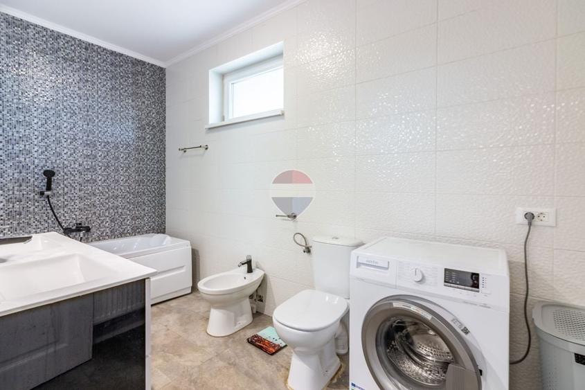 Casă individuală cu 4 camere cu Teren 705 Mp în Cornetu