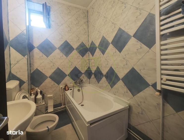 Casă cu 4 camere în Șimnicu de Jos