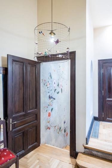 Apartament cu 4 camere circular în Calea Victoriei