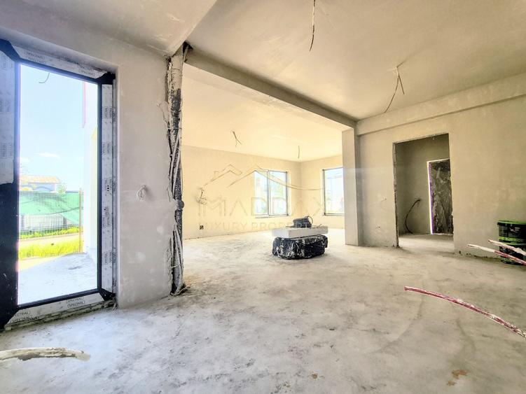 Casă individuală cu 5 camere cu Canalizare în Chiajna