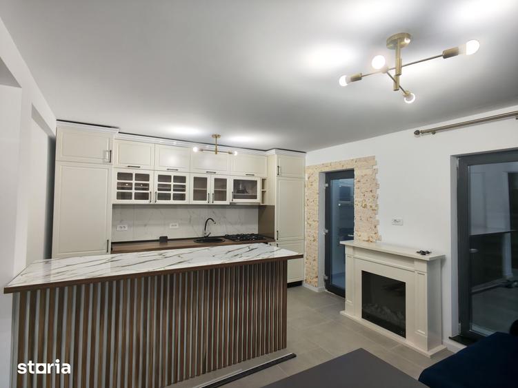 Casă cu 4 camere cu Teren 220 Mp în Central
