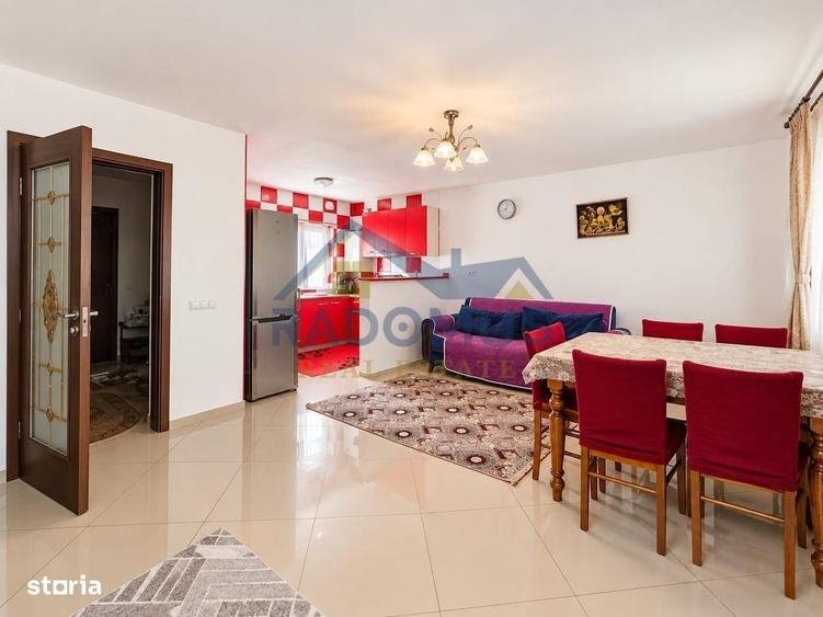 Casă cu 3 camere decomandat în Șipotu