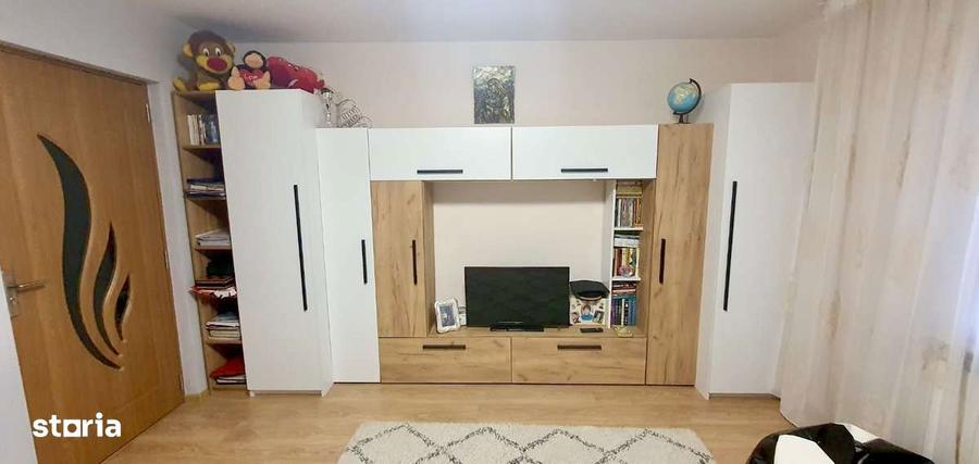 Apartament cu 2 camere decomandat, mobilat în Nicolina — fotografia 1