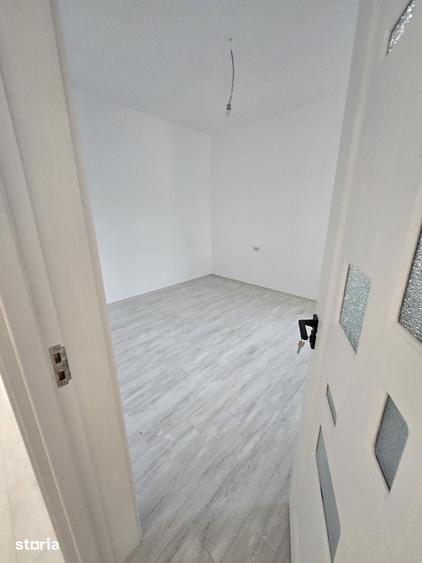 Casă cu 3 camere cu Teren 250 Mp în Central