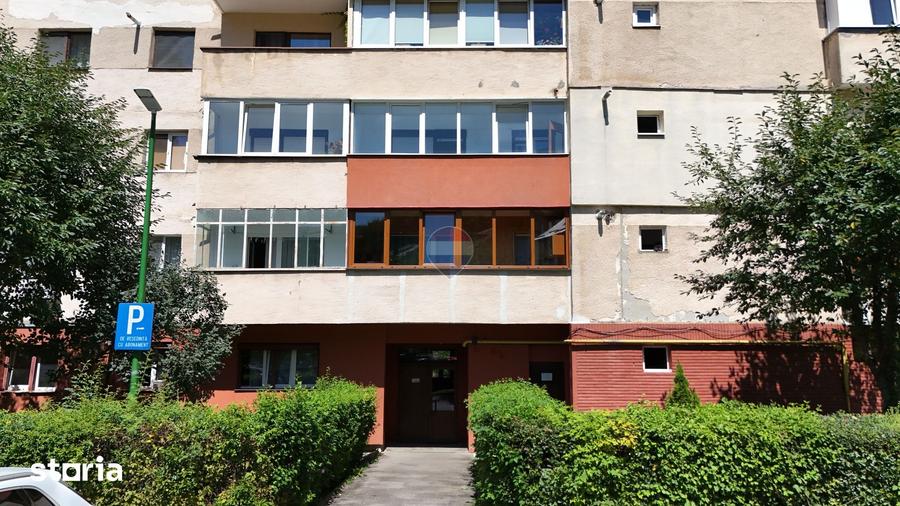 Apartament cu 4 camere în Valea Cetății