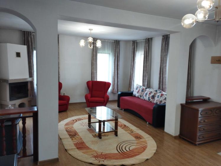 Casă cu 2 camere cu Teren 560 Mp în Valea Lupului