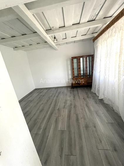 Casă cu 2 camere în Corlăteni
