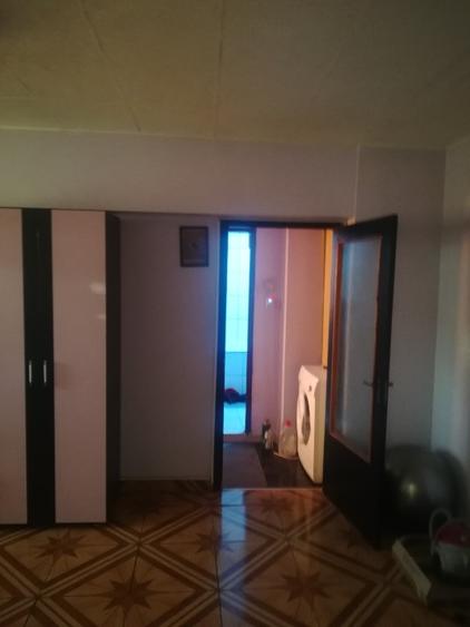Apartament cu 2 camere semidecomandat în P-ța Muncii