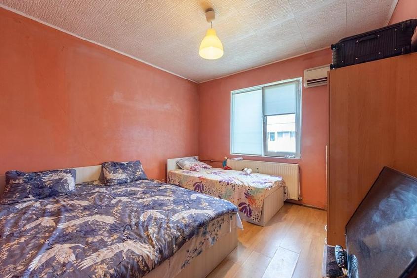 Apartament cu 3 camere în Berceni