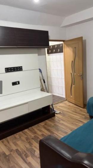 apartament 2 camere zonaTomis Nord  mobilat utilat 29 mp - 1