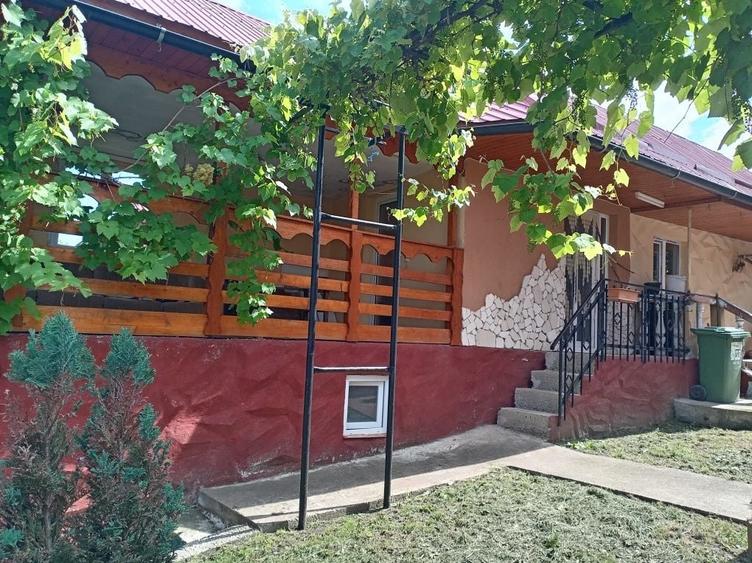 Casă cu 4 camere în Cojocna