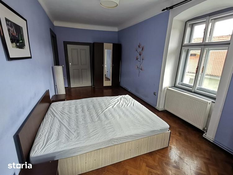 Apartament cu 2 camere decomandat în Orașul de Jos