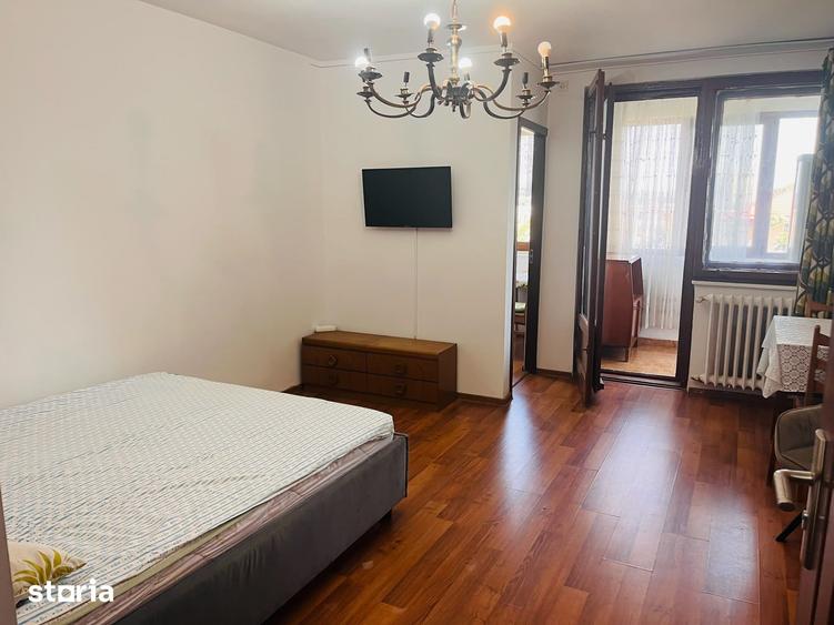 Garsoniera practica, locatie excelenta | Piata Baba Novac - Brazda - 11