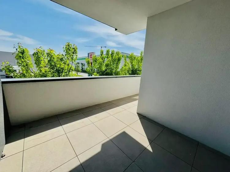 Apartament cu 3 camere semidecomandat în Theodor Pallady